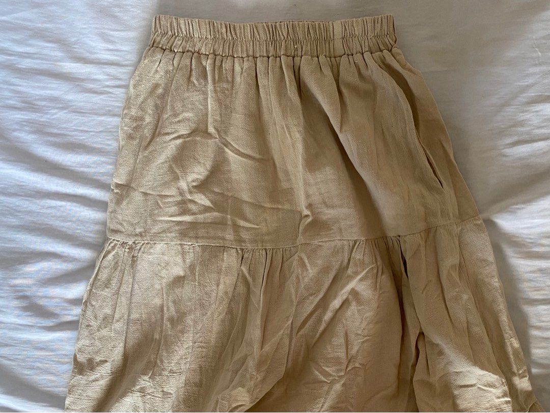 Fairy core beige maxi skirt (Category: Skirts) located in Tagaytay City. Submitted by primaryph (Listing ID 1283971462, Image 1). Description: Very cute with nice details at the bottom of the dress.