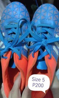 Football cleats spike shoes