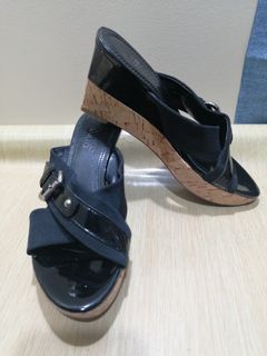Franco Sarto Size 6.5 Women Leather Wedge Sandals