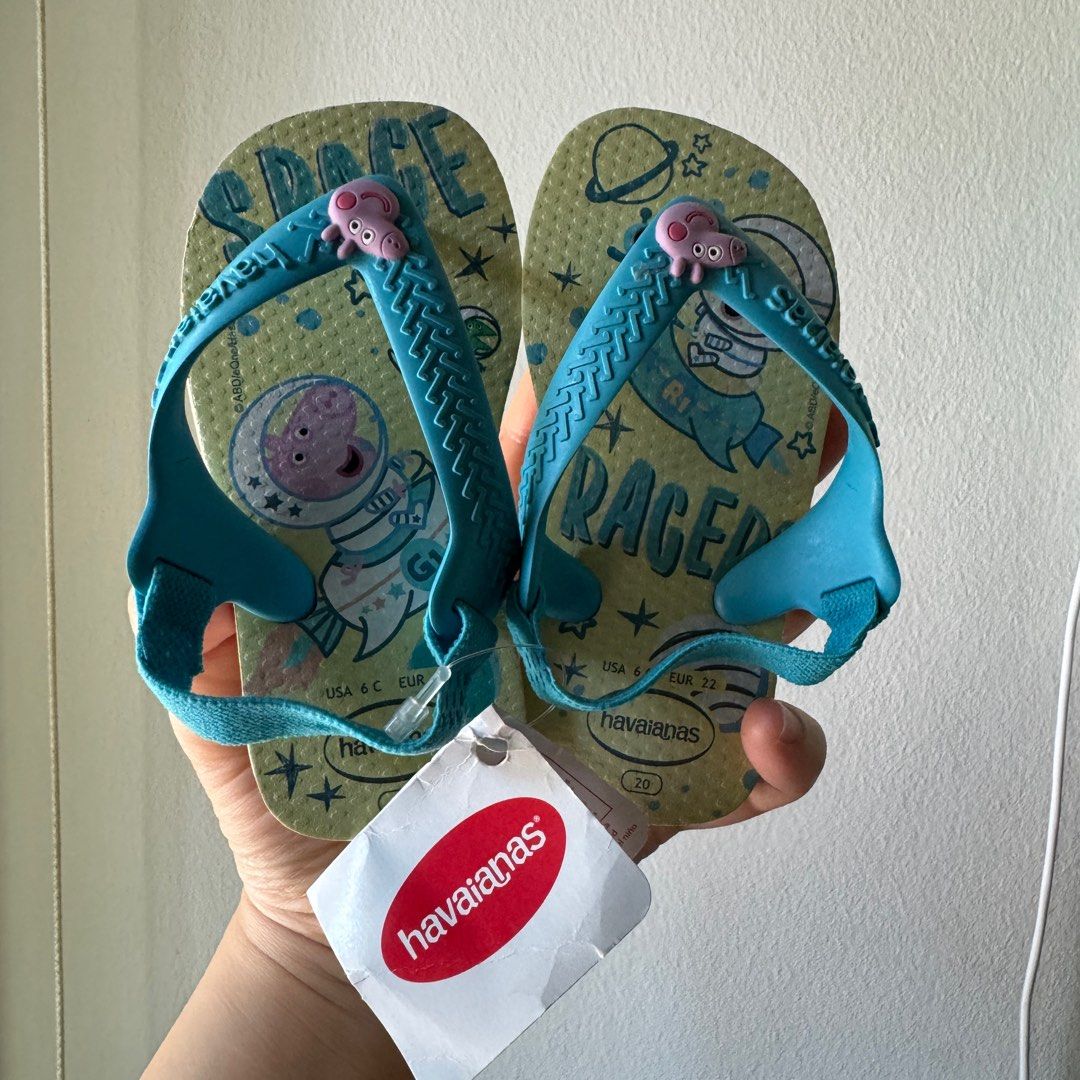 Havaianas Slippers with strap Peppa Pig Design
