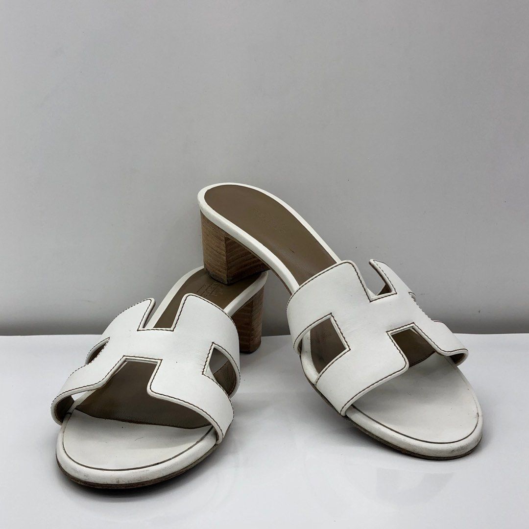 Hermes hot sale white heels