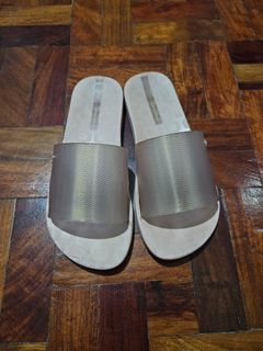 Ipanema slippers