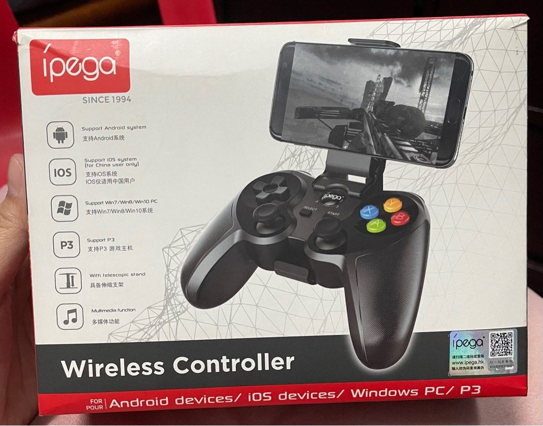 IPEGA Wireless Controller (Category: Controllers) located in Manila. Submitted by ohmybibe (Listing ID 1284145034, Image 1). Description: Ipega Wireless Controller (With Smart Phone Stand, User Manual, and Micro USB Cable) Complete with Box RFS: Di na nagagamit .