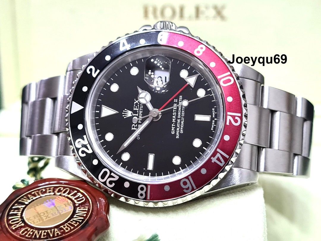 Gmt master red black 2025
