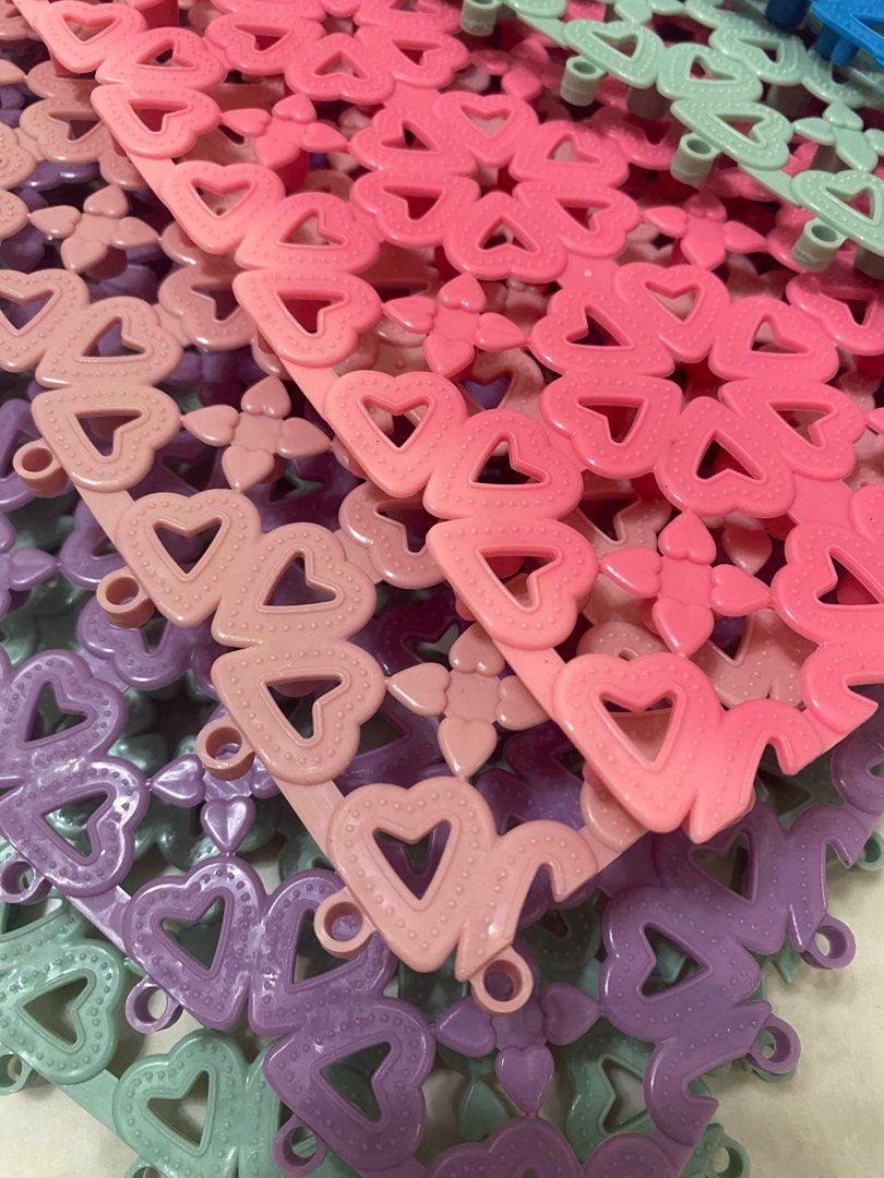 Kitchen/Bathroom (Category: Other Home Furniture) located in Kuala Lumpur. Submitted by ilysmah (Listing ID 1283973364, Image 3). Description: 12 pieces of mixed coloured PVC mats.