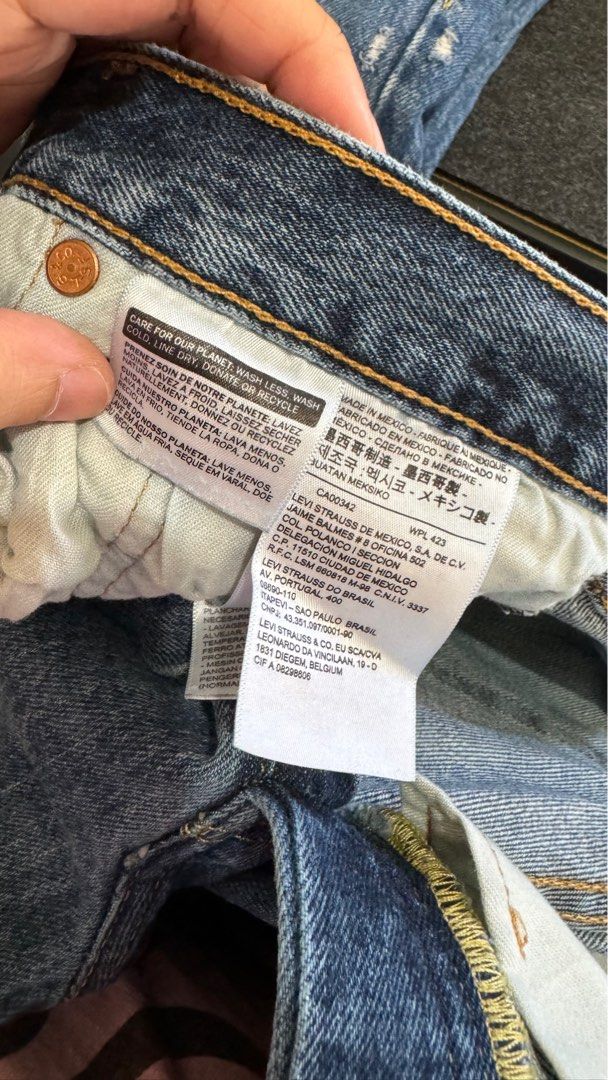 Levi’s 501 Original - used (Category: Jeans) located in Manila. Submitted by decluttersss (Listing ID 1283995741, Image 3). Description: Selling Levi’s 501 Original Jeans from US NEGOTIABLE, offer lang po kayo AVAILABLE HANGGA’T NAKA POST RFS: used na po, kakadating lang from package Feb 2, 2024 Please check po mga photos, nandun po lahat ng details or message po kayo if you have any questions Mode of payment: Gcash/Bpi upon meetup Meetup: Sm Sta