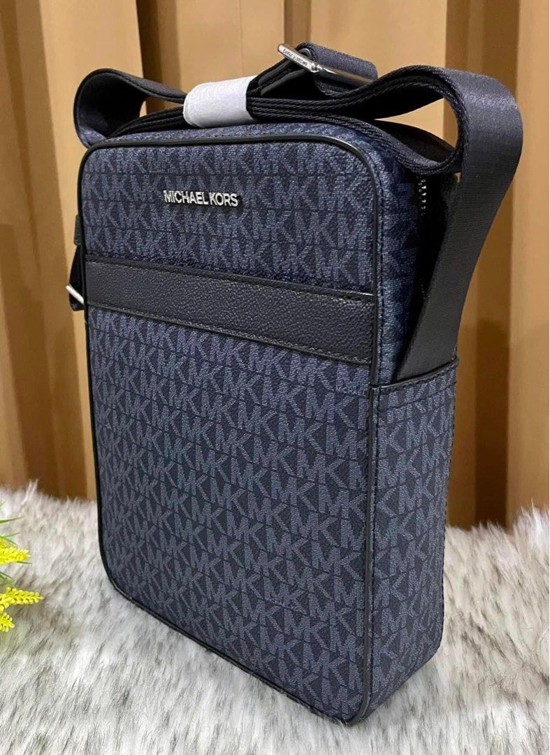 MICHAEL KORS COOPER ADMIRAL BLUE (Category: Sling Bags) located in Cavite. Submitted by zionmart.2024 (Listing ID 1284078099, Image 2). Description: 🔖MK COOPER CROSSBODY 📍INCLUSIONS - PRICETAG - CARECARD .