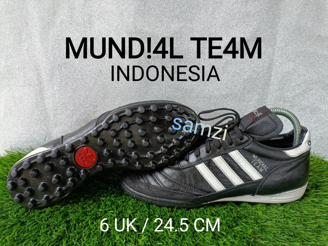 Mundial team, Men's Fashion, Footwear, Boots on Carousell