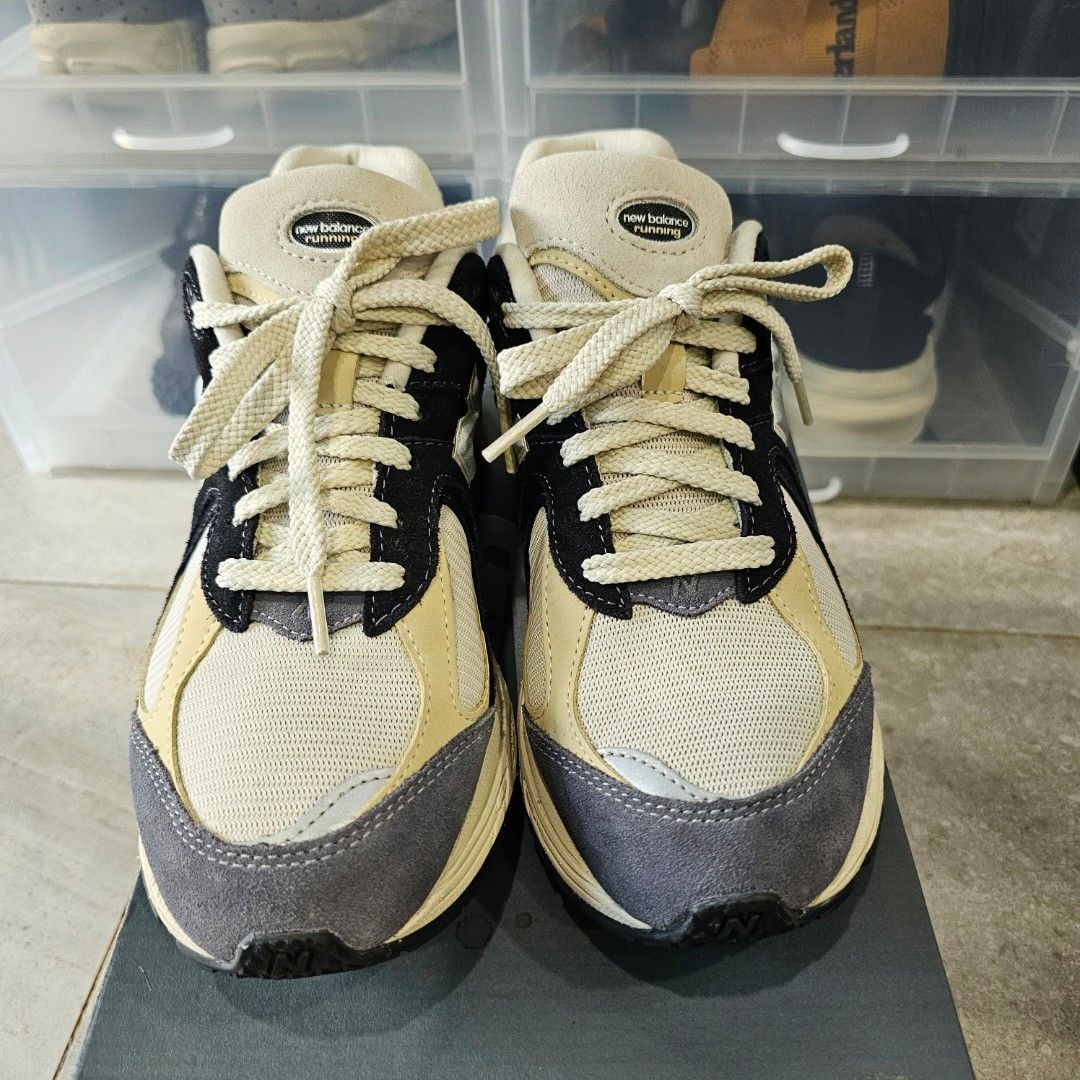 NEW BALANCE 2002R AUTHENTIC