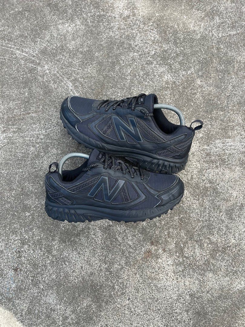 New balance 410v5 triple black hot sale