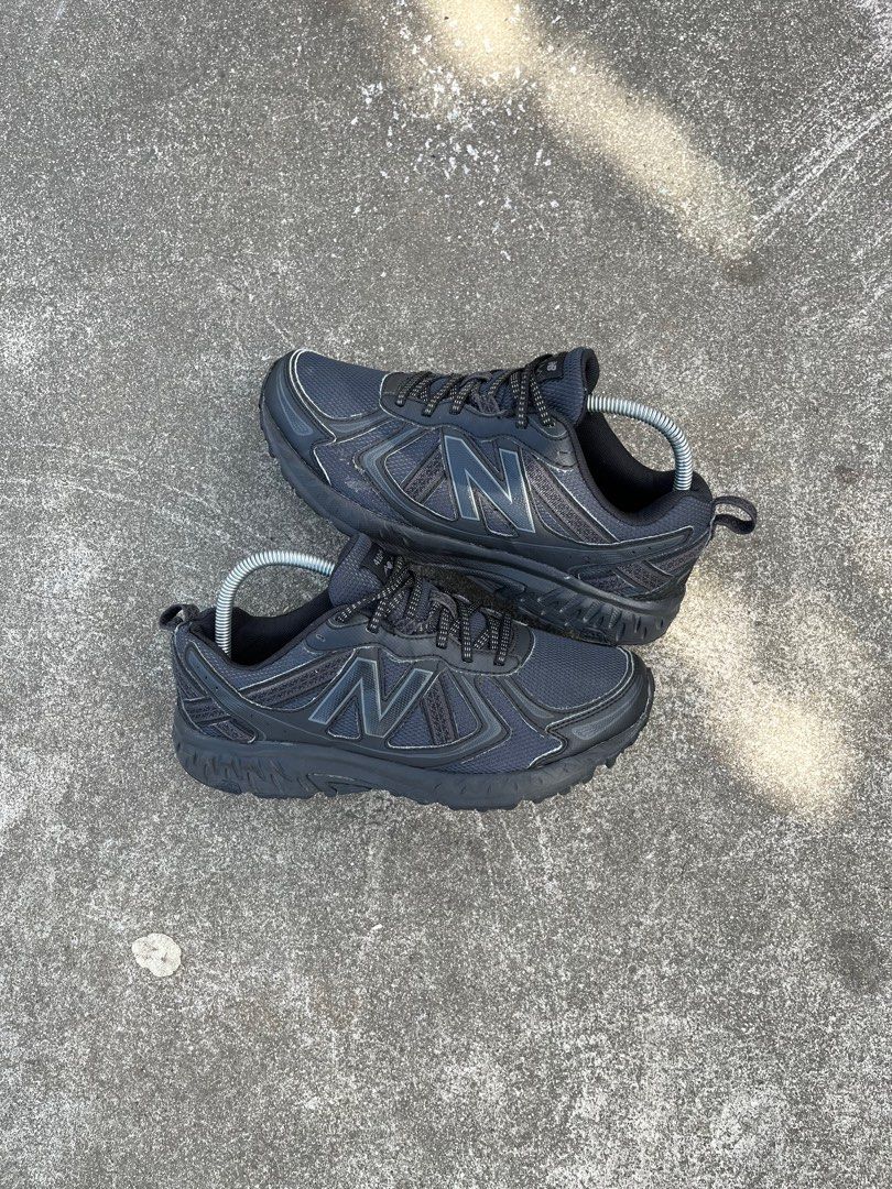 New Balance 410v5 Triple Black