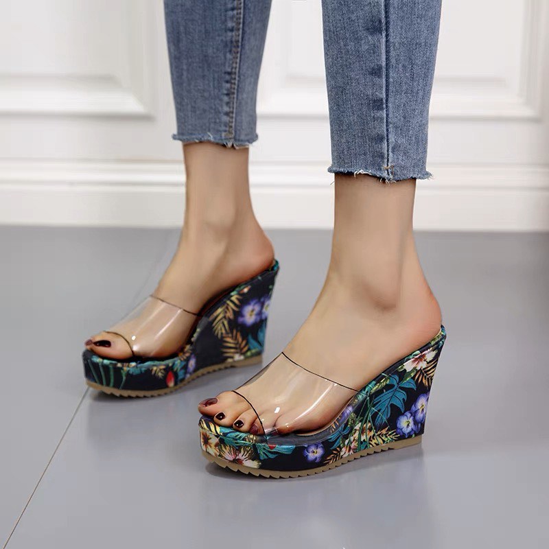 Wedge best sale platform sandal