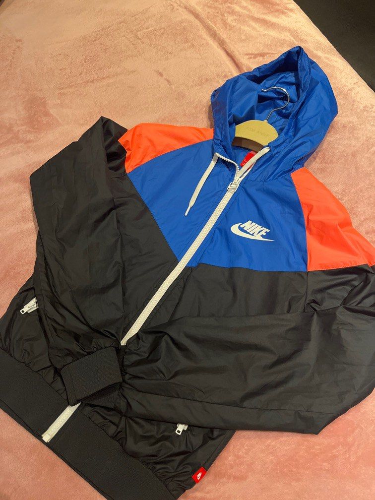 nike jacket size s
