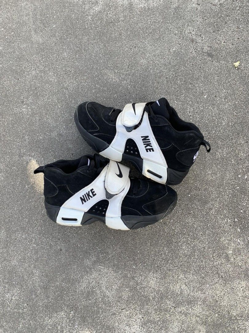 Air veer black sales white