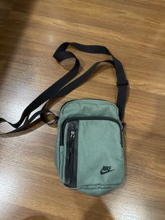 (Category: ) located in . Submitted by gsllgpreloveds (Listing ID 1284113245, Image 1). Description: .