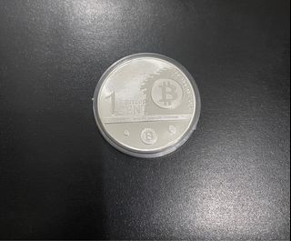 One Bitcoin Eagle Eyes Commemorative Coin