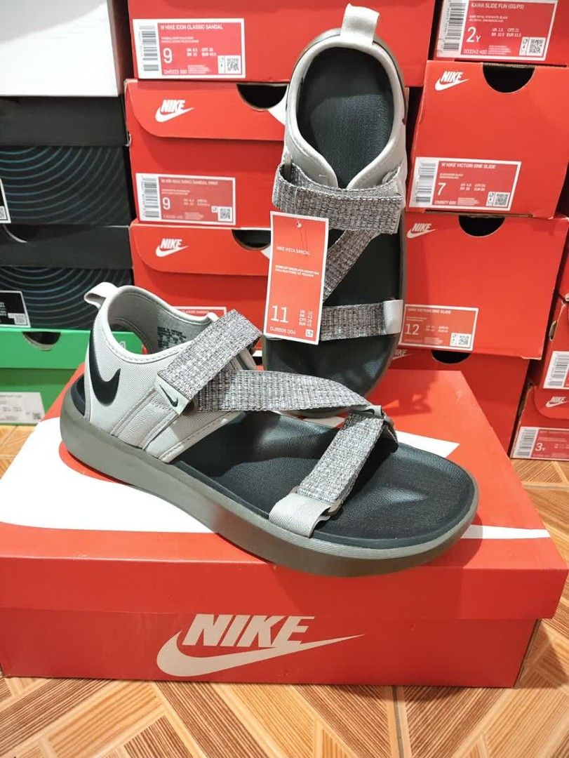Original Nike Vista sandals size 11 Brandnew