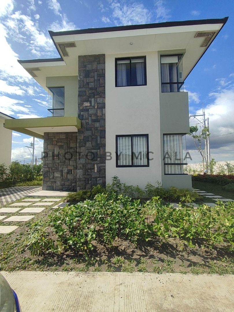 House and Lot For Sale Parklane Settings Vermosa Imus Cavite, Property
