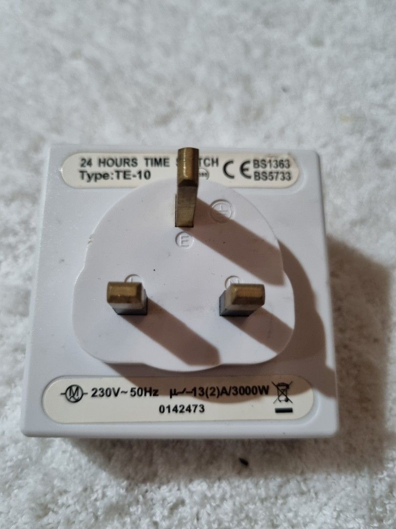 Plug in Timer Socket (Category: Electrical, Adaptors & Sockets) located in Paombong. Submitted by sweetdeals0181656 (Listing ID 1283970912, Image 3). Description: .