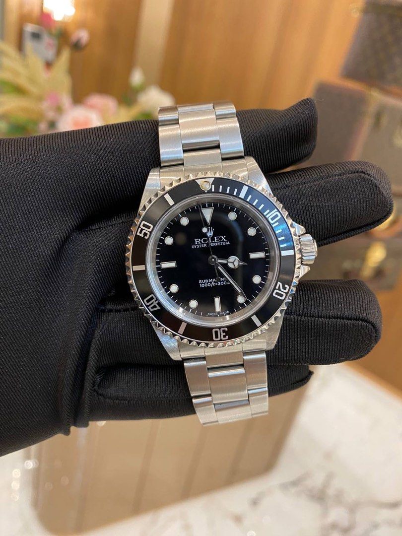 NEW YEAR SALE ROLEX OYSTER PERPETUAL SUBMARINER REF 14060 40MM