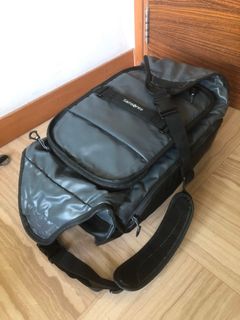 Affordable leather duffle outlet bags