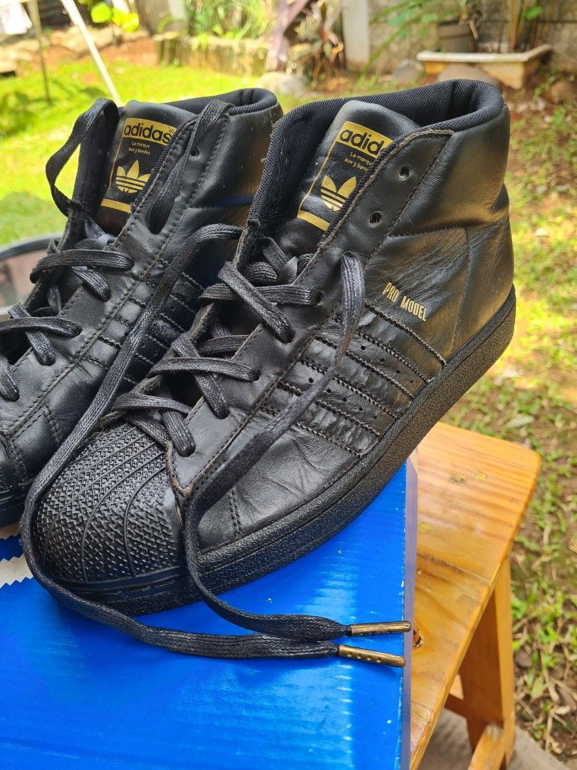 Foto sepatu adidas superstar high outlet