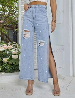 (Category: ) located in . Submitted by preloved-chic (Listing ID 1284109687, Image 1). Description: .