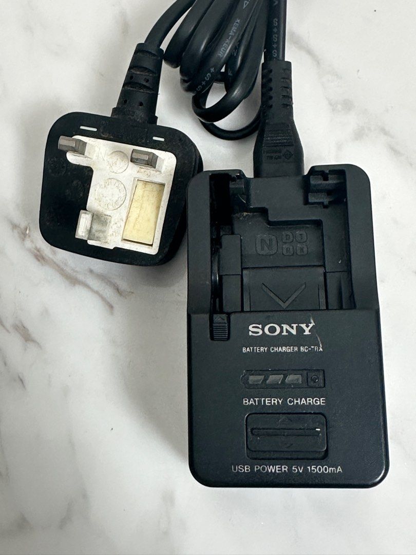 Sony BC-TRX Battery Charger62863112424962111