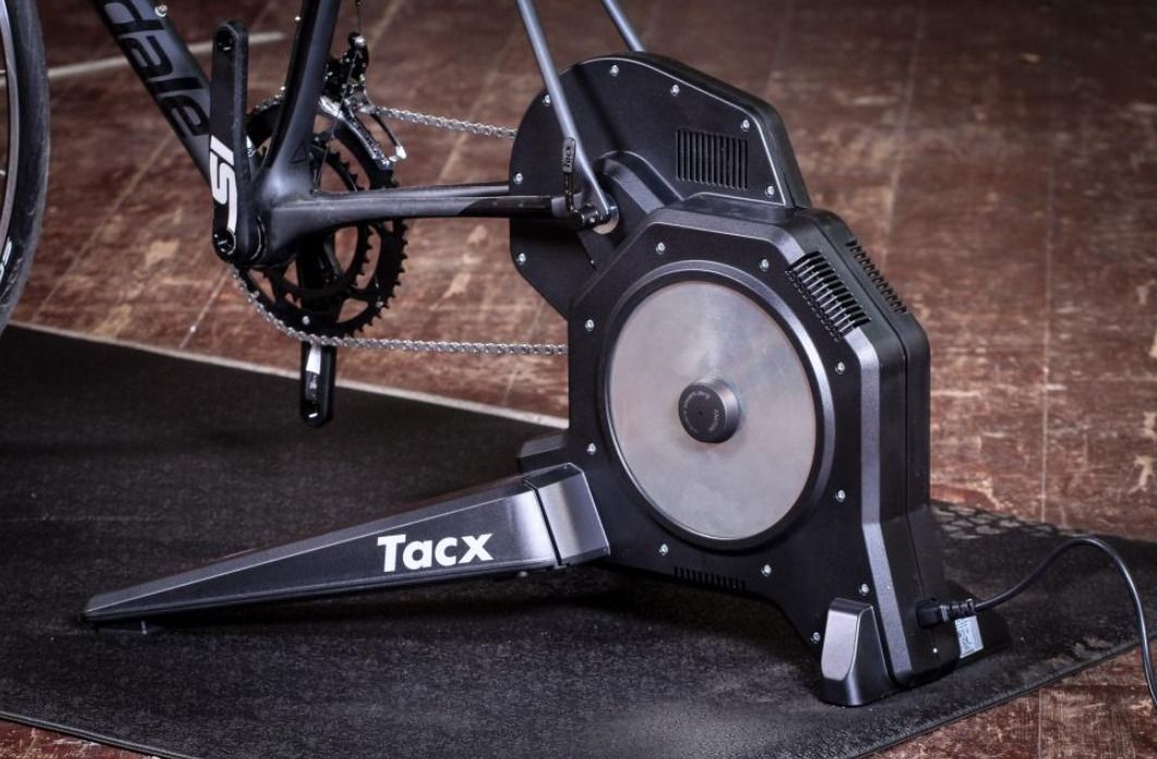 Tacx flux 8 speed cassette top