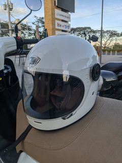 THH TT01 Classic White Helmet (M)