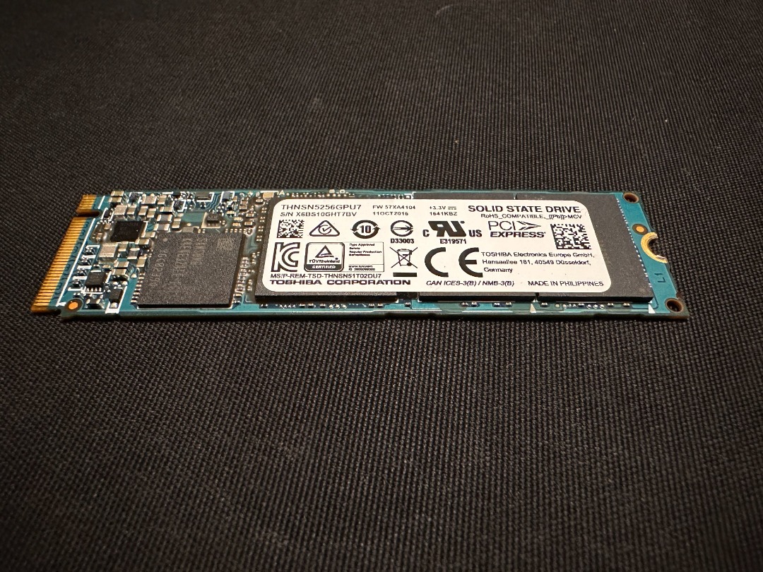 Toshiba thnsn5256gpu7 top