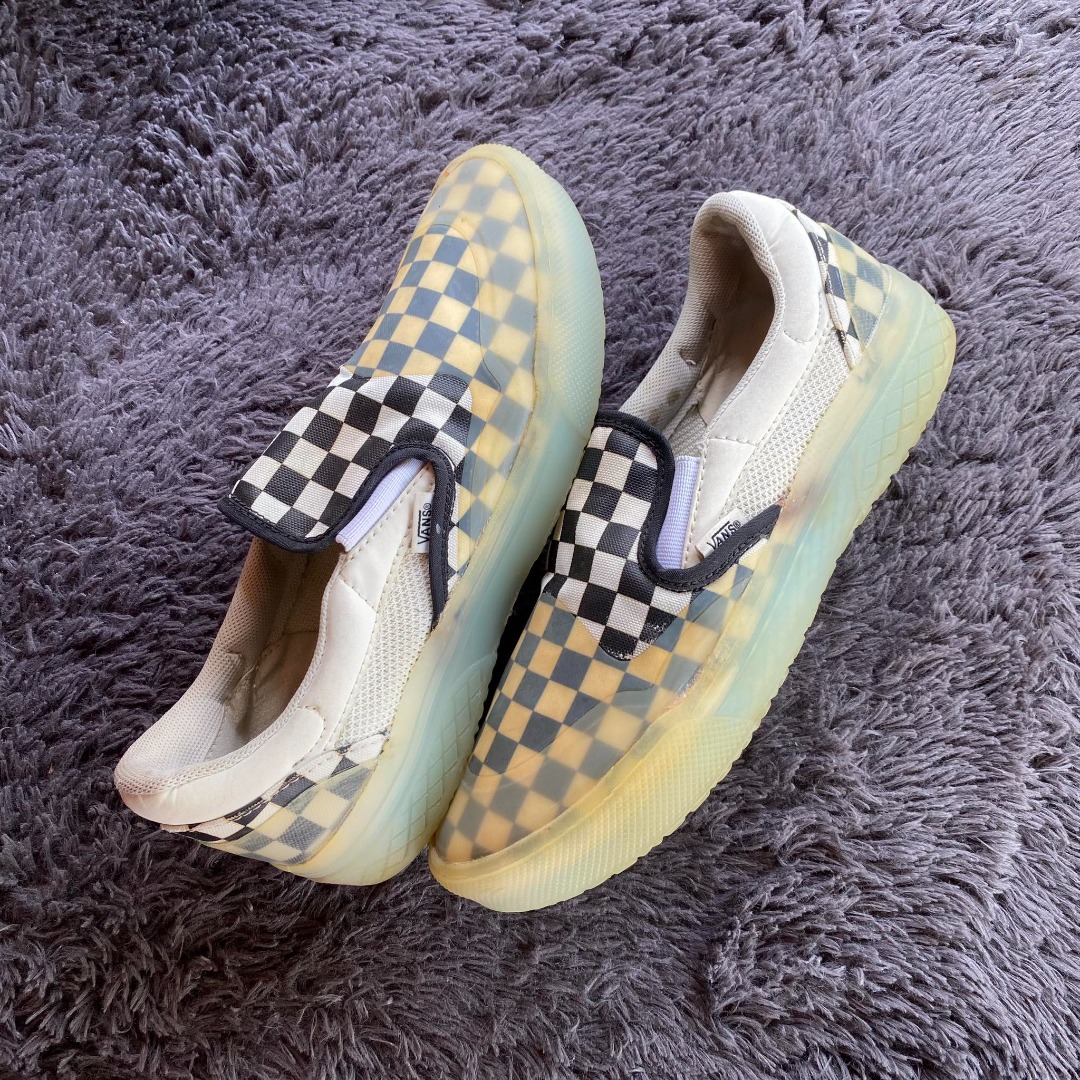 VANS CHECKERBOARD MOD SLIP ON Men s Fashion Footwear Sneakers