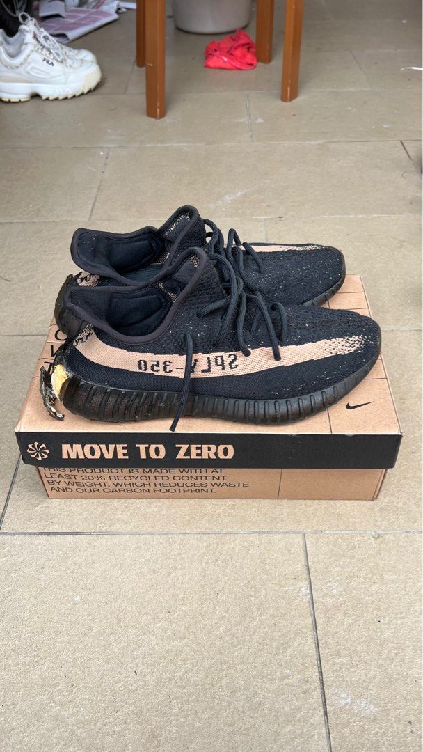 Yeezy 350 v2 weight hot sale