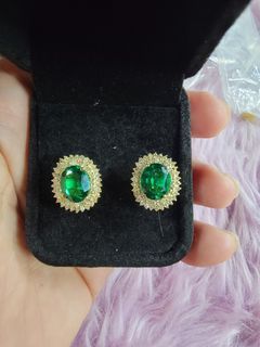 14k yellow gold earrings emerald with diamonds