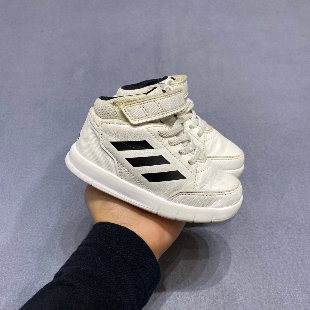 Adidas hotsell altasport 32