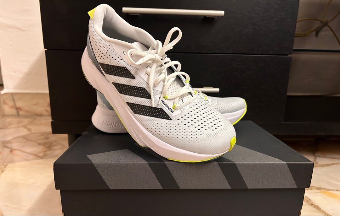 Adizero trainers outlet