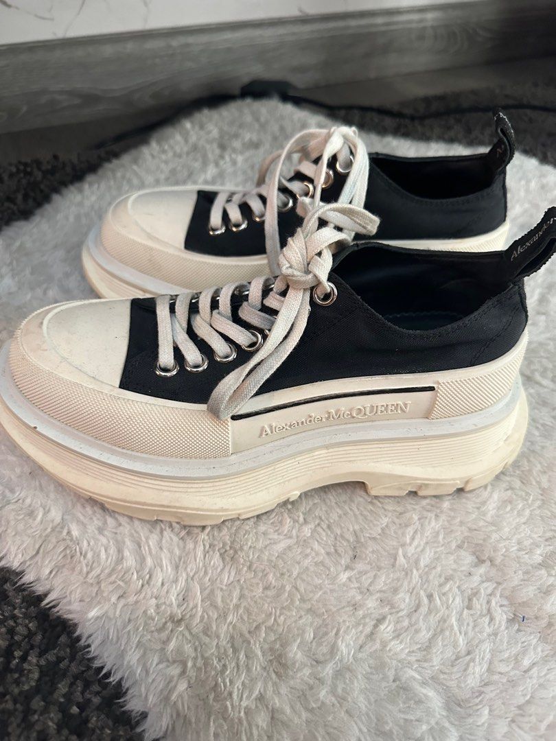 Alexaner McQueen size 5.5 to 6 Men s Fashion Footwear Sneakers