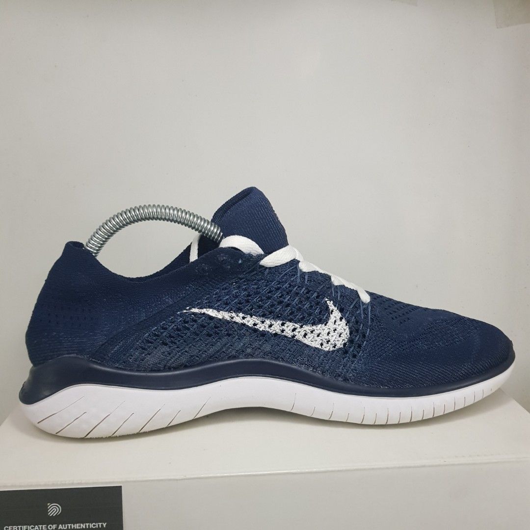 LIKE NEW Nike Free RN Flyknit College Navy 942838 400