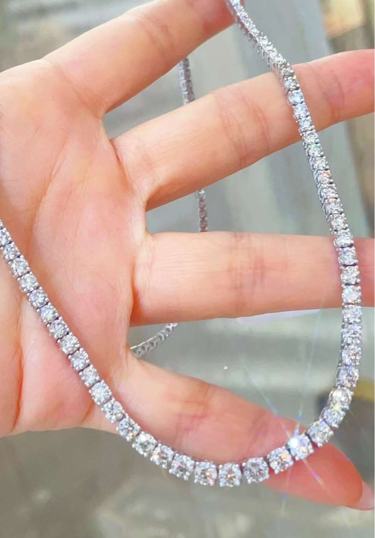 11 carat on sale diamond necklace
