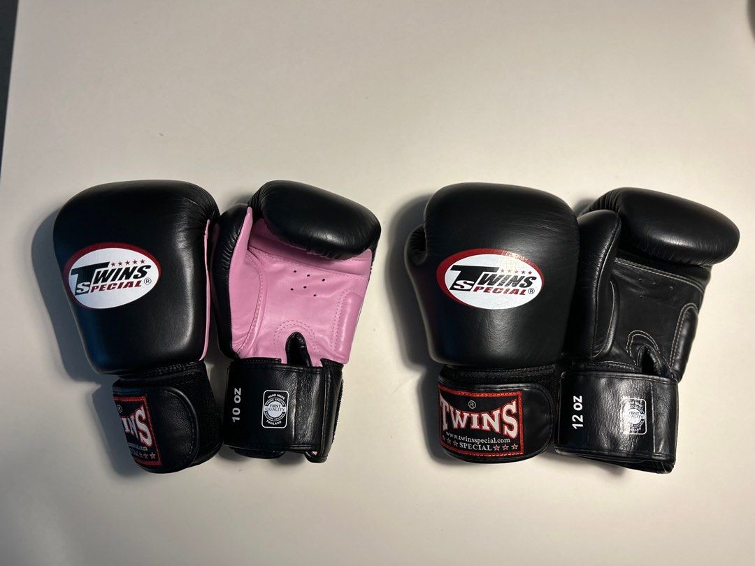 Fake twins boxing gloves hot sale