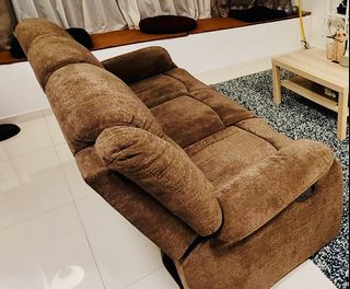 (Category: ) located in . Submitted by ru0411 (Listing ID 1284476840, Image 1). Description: .