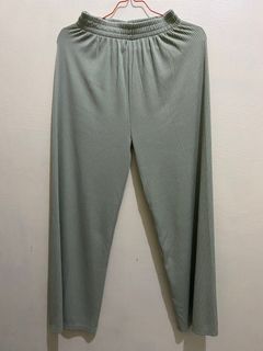(Kategori: ) berada di . Dikirim oleh nmrnr (ID iklan 1284440541, Gambar 1). Deskripsi: .