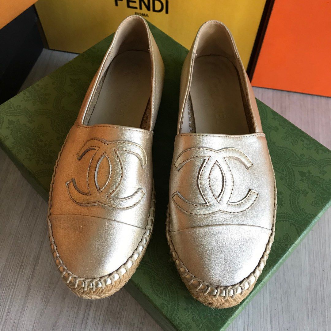 Chanel discount espadrilles gold