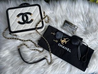 Chanel vanity