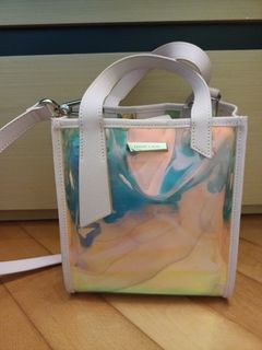 （分類：）位於 。 由 nobargainplease 提交（商品編號 1284390410，圖片 1）。簡介： 。