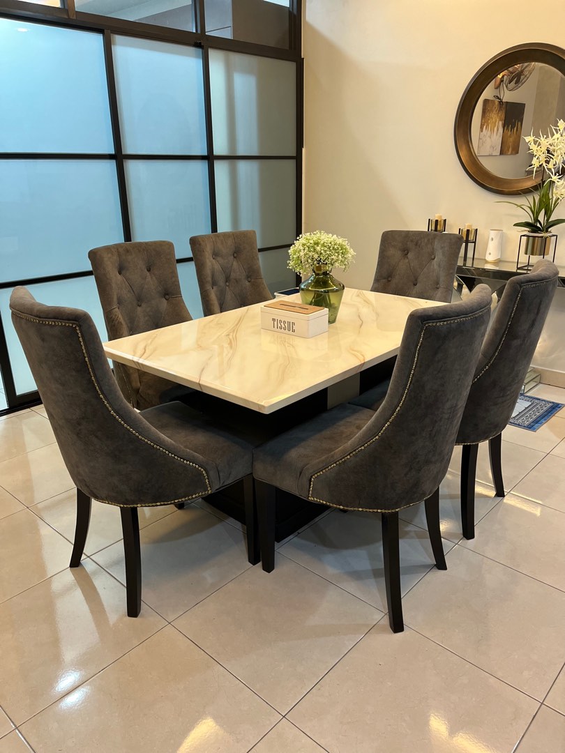 Set meja cheap makan chesterfield