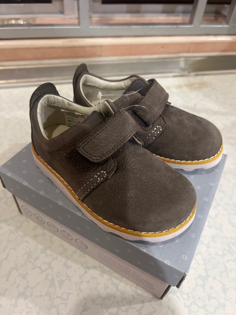 Clarks shoes crown point outlet