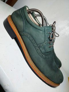CLARKS CASUAL LEATHER SHOES SIZE 8.5 MEN.