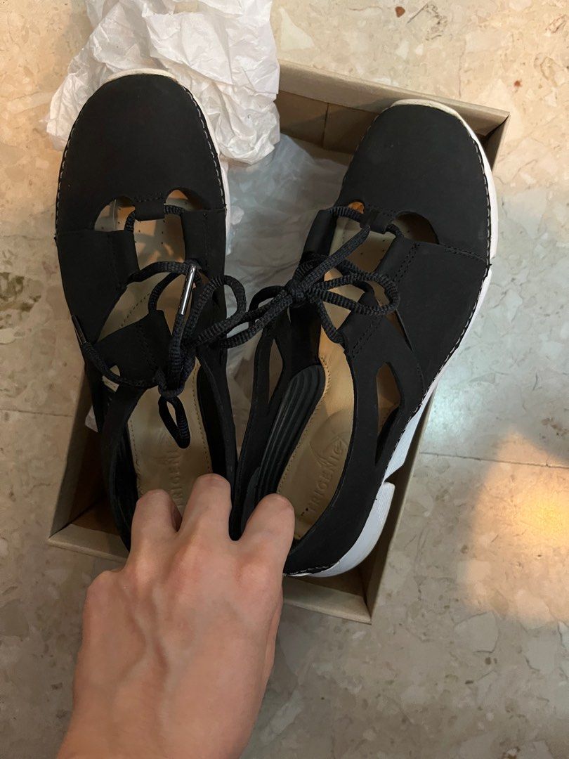 Clarks tri 2025 sense shoes