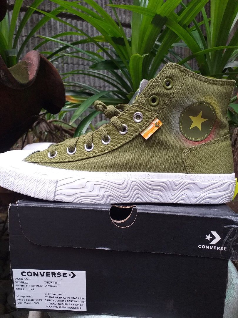 Converse Chuck Taylor II size 44